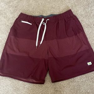 MENS VUORI 7.5” BANKS SHORTS (SIZE XL)